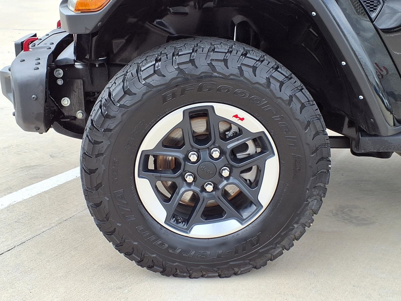 Used 2022 Jeep Wrangler Unlimited Rubicon w/ Steel Bumper Group image 9