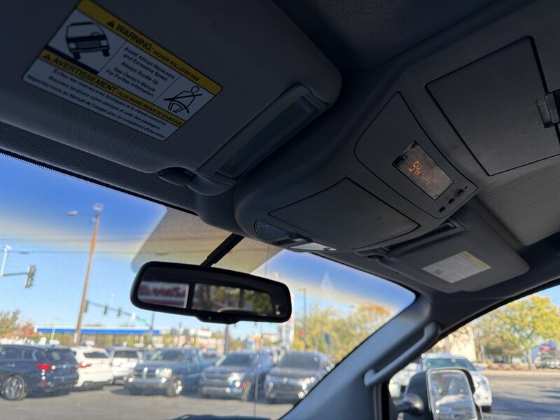 Used 2006 Nissan Titan SE AWD/4WD image 40