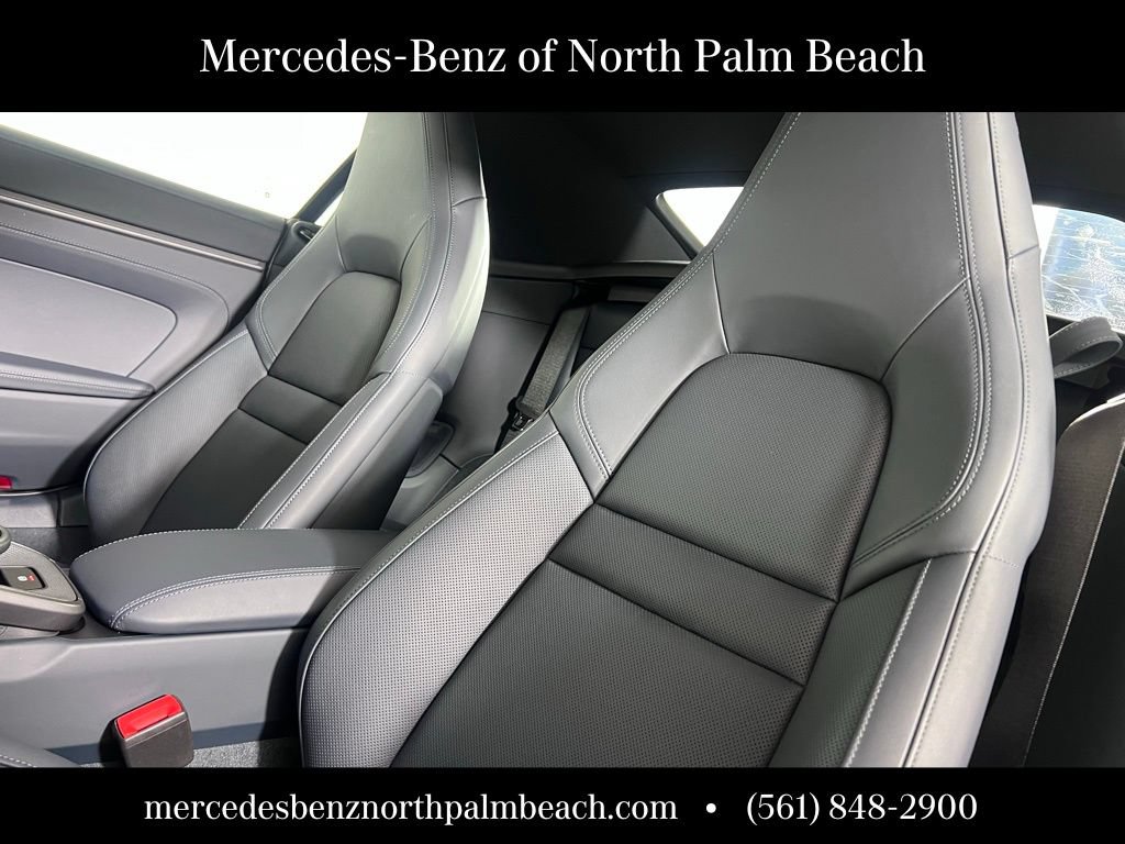 Used 2026 Porsche 911 Carrera RWD image 5