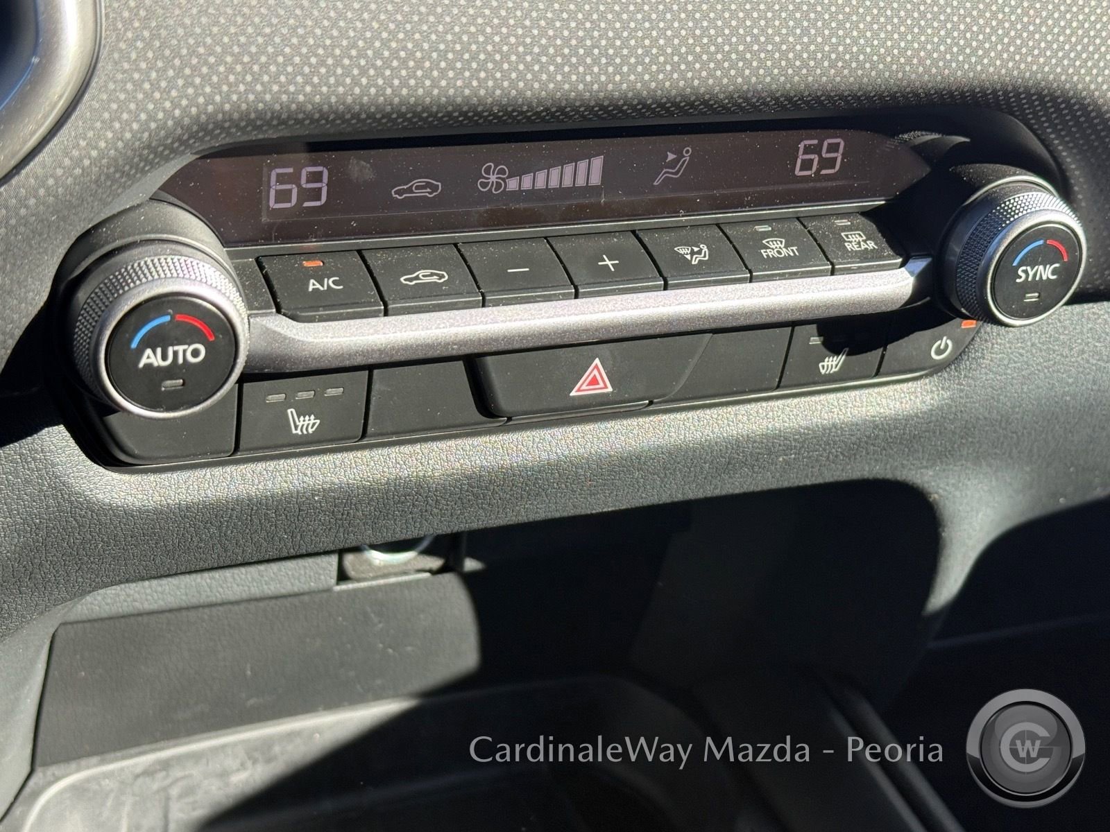 Certified 2025 MAZDA CX-50 2.5 Hybrid w/ Preferred Pkg image 23