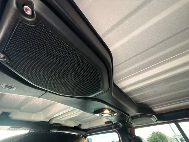 Used 2021 Jeep Gladiator Mojave AWD/4WD image 16