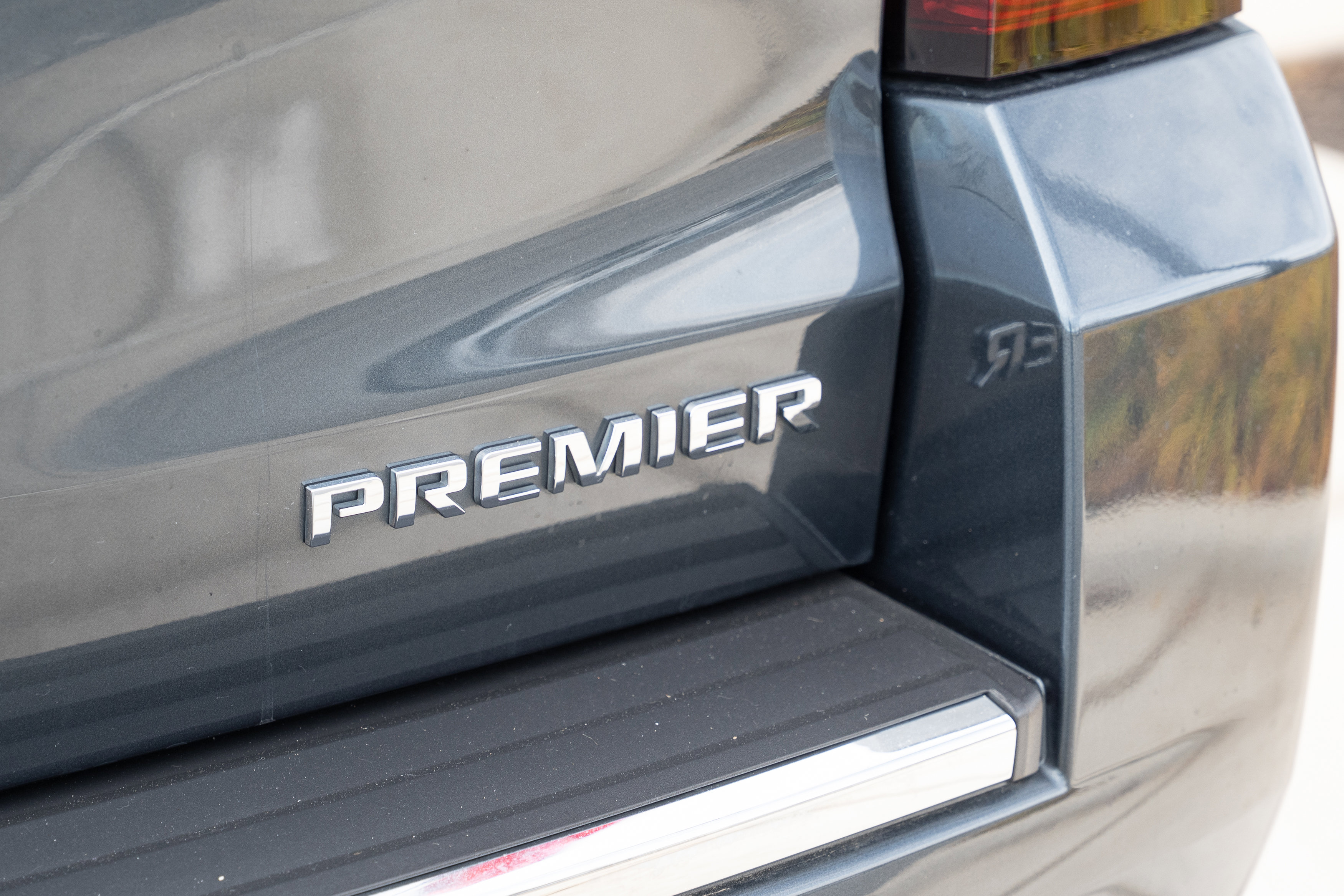 Used 2019 Chevrolet Tahoe Premier image 35