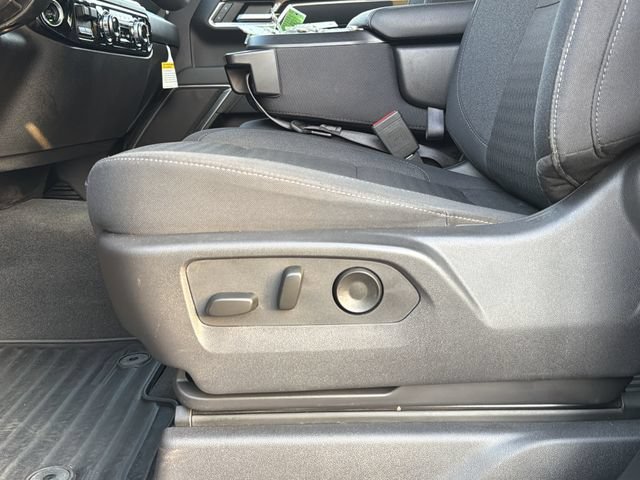 Used 2025 GMC Sierra 1500 SLE AWD/4WD image 21