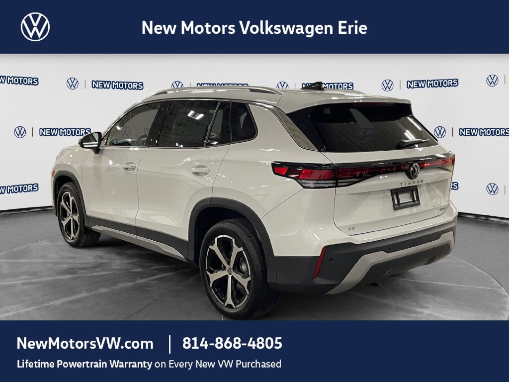 New 2027 Volkswagen Tiguan SE AWD/4WD image 3