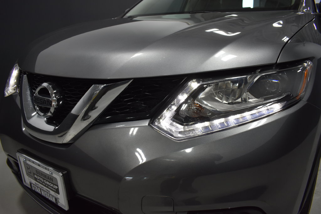 Used 2015 Nissan Rogue SL w/ SL Premium Package AWD/4WD image 10