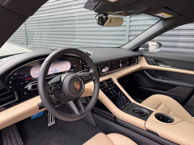 New 2024 Porsche Taycan 4S image 4