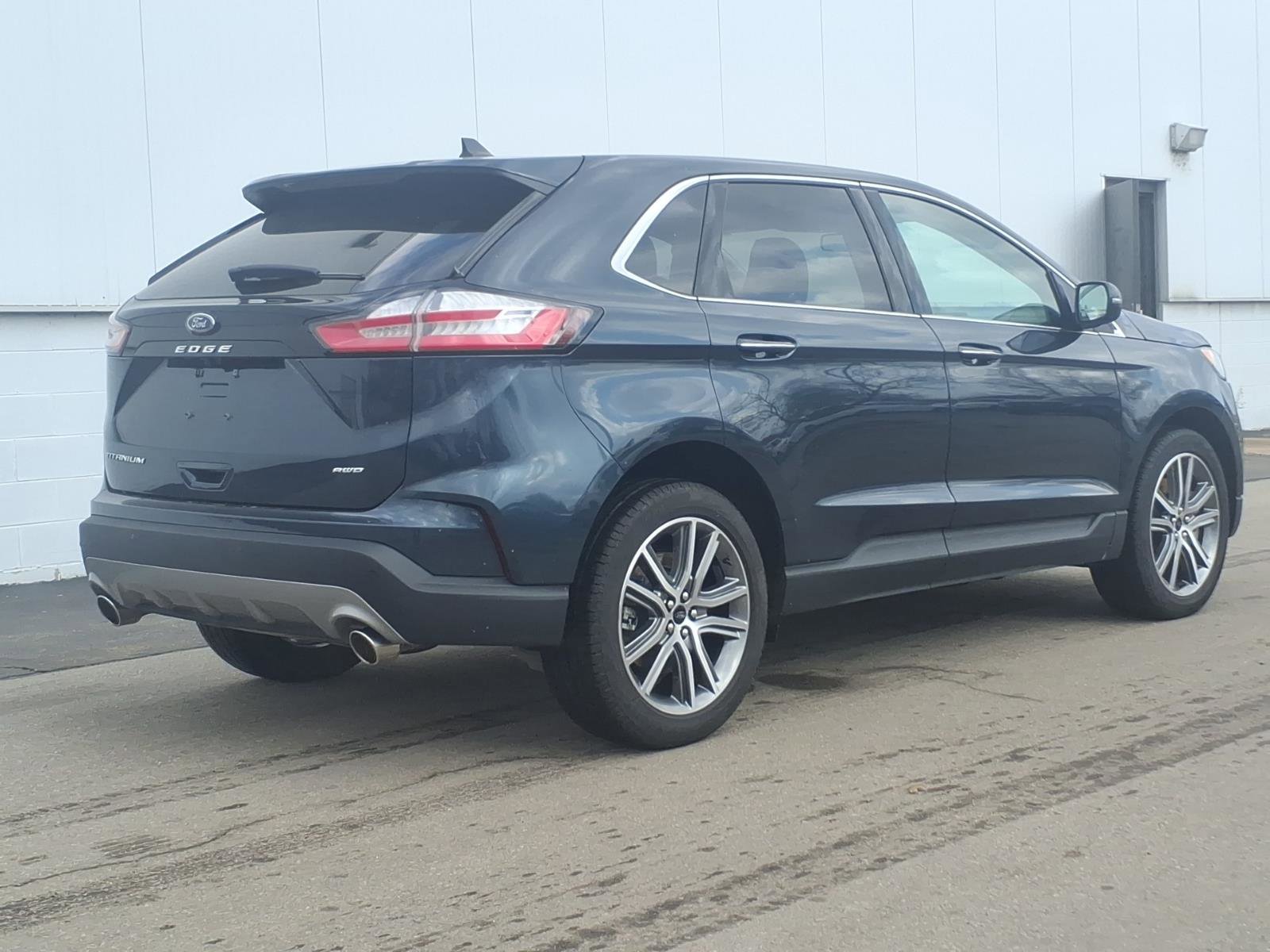 Certified 2024 Ford Edge Titanium w/ Equipment Group 301A image 6