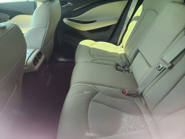 Used 2017 Buick Envision Essence FWD image 8