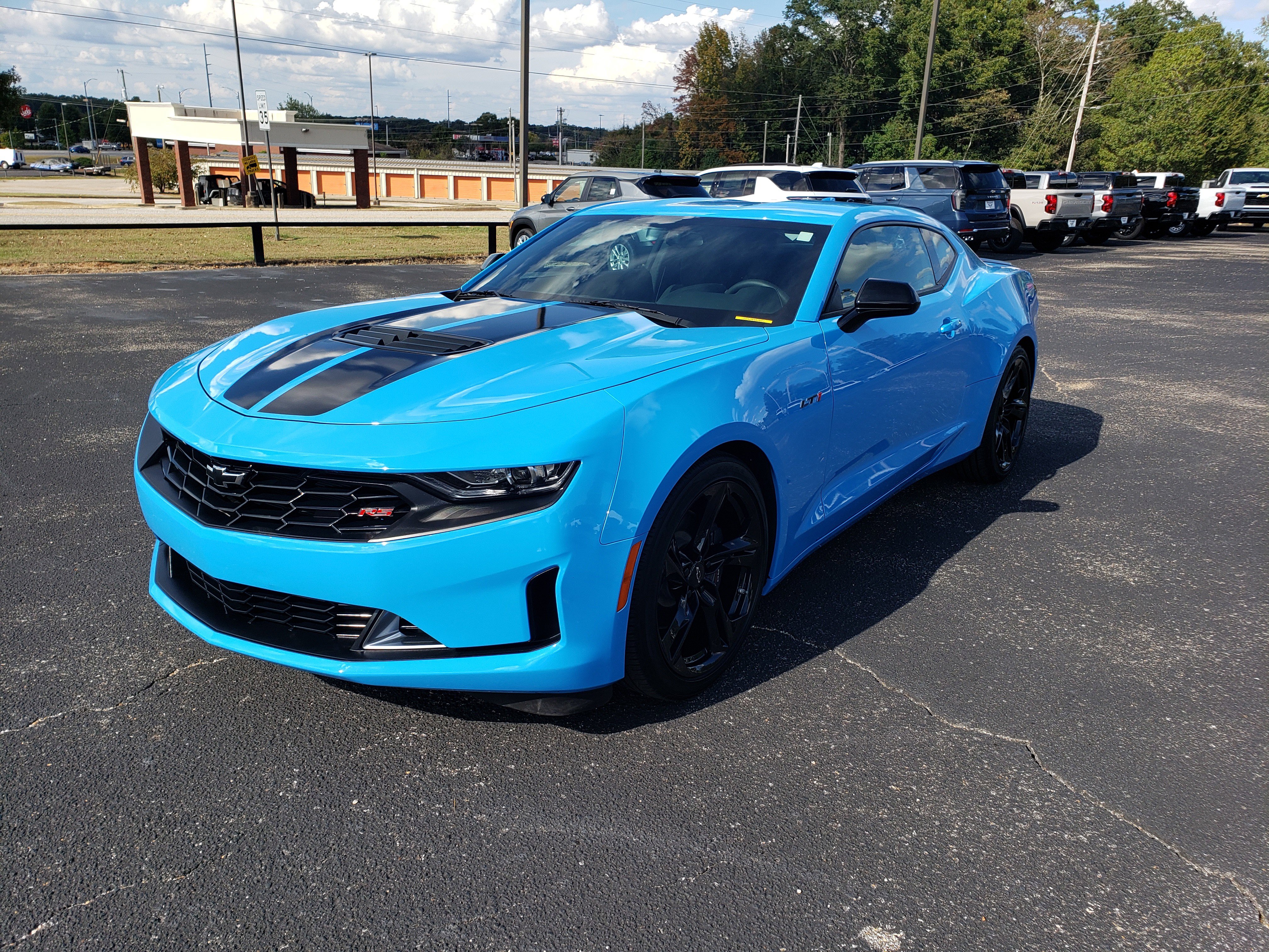 Used 2022 Chevrolet Camaro LT w/ RS Package image 2