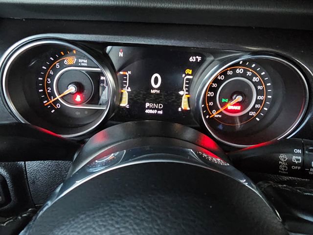 Used 2021 Jeep Wrangler Unlimited Sahara AWD/4WD image 24