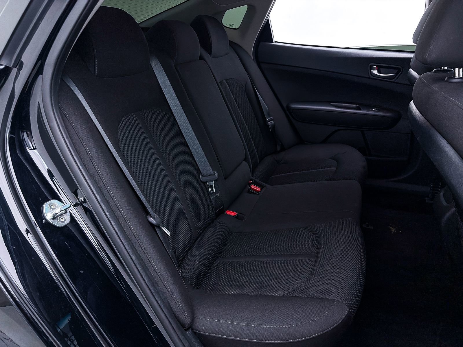 Used 2019 Kia Optima LX image 33