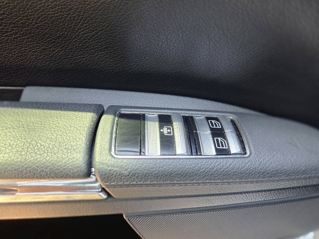 Used 2007 Mercedes-Benz S 550 image 36