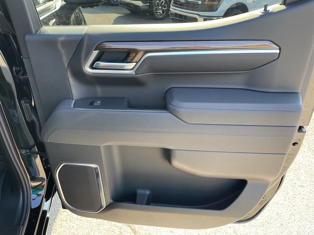 New 2026 Chevrolet Silverado 1500 RST w/ RST All Star Premium Package image 43