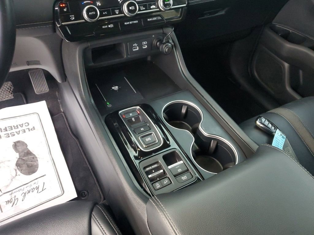 Used 2023 Honda Pilot Touring image 25