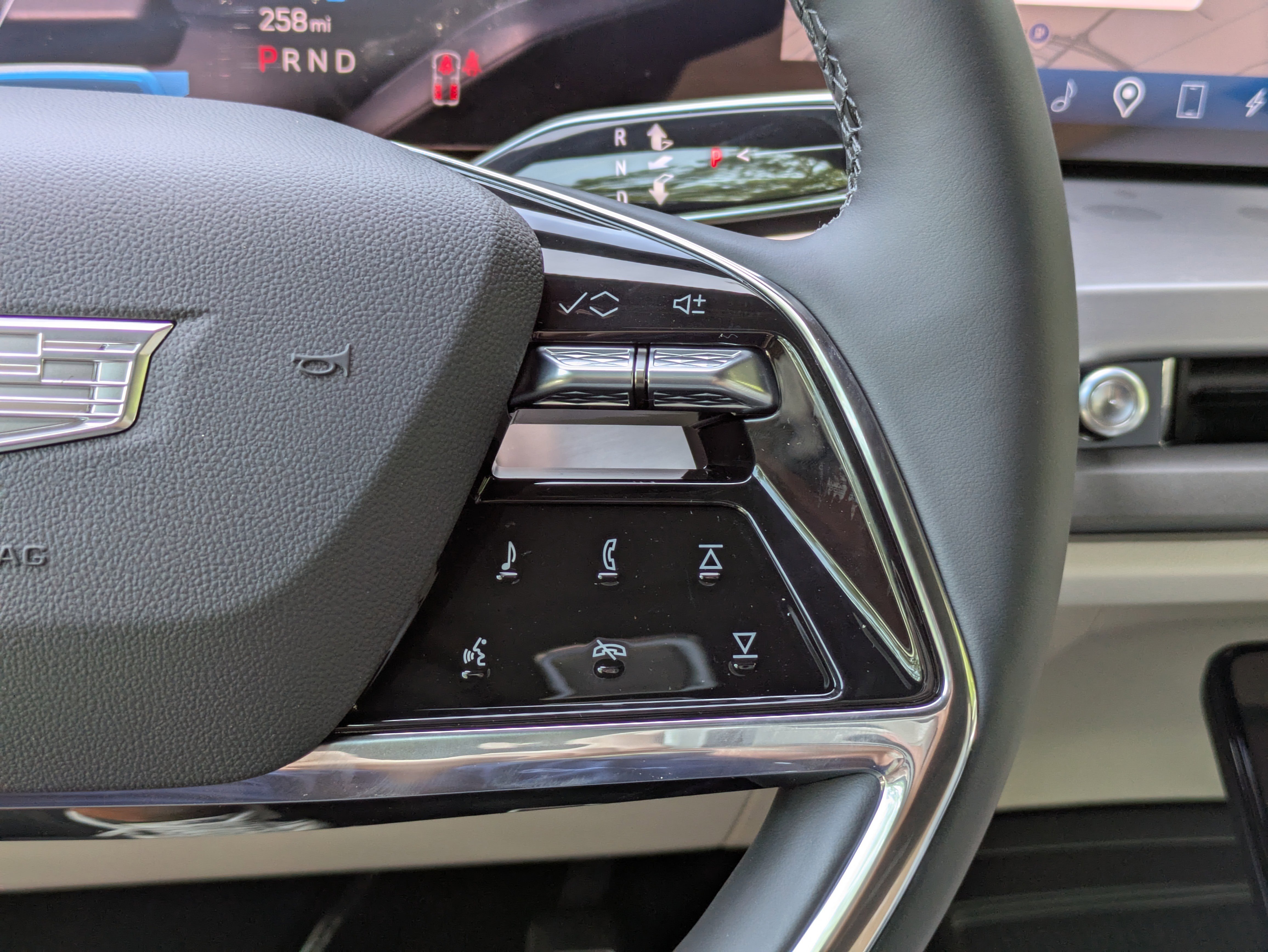 New 2026 Cadillac Vistiq Luxury w/ LPO, Floor Liner Package image 18