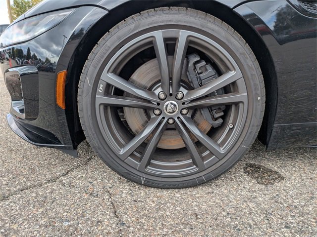 New 2024 Jaguar F-TYPE R image 18