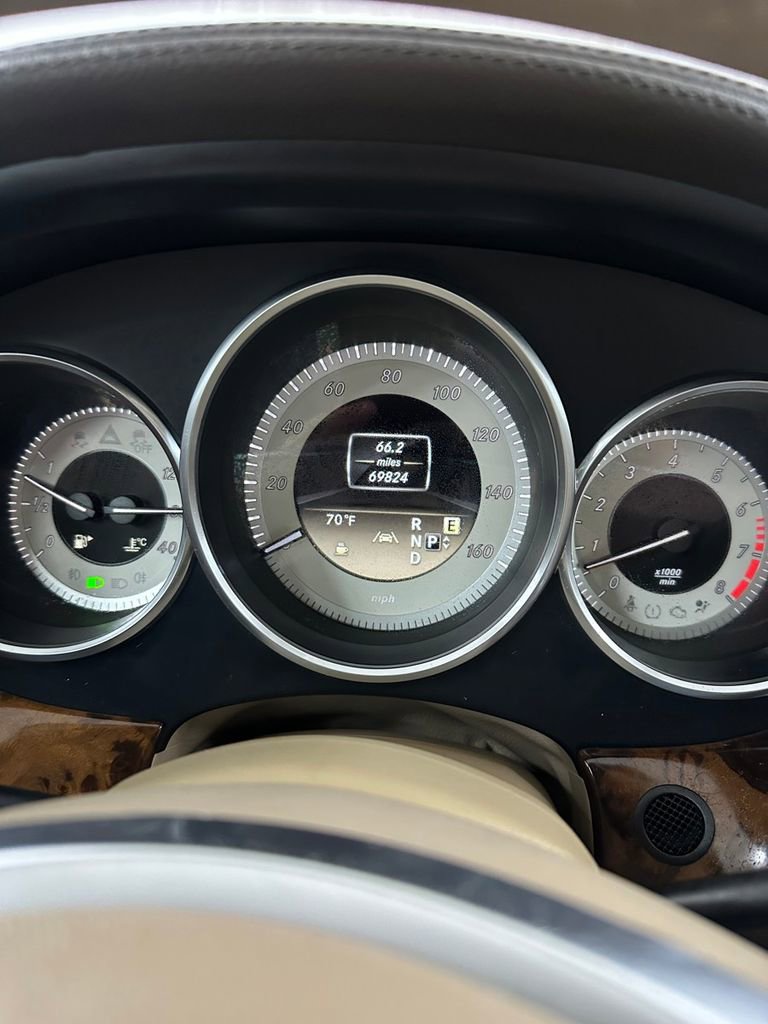 Used 2012 Mercedes-Benz CLS 550 4MATIC image 17