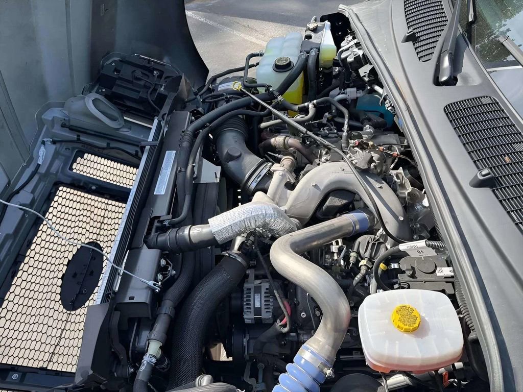 Used 2026 Ford F650 2WD Crew Cab Super Duty image 30