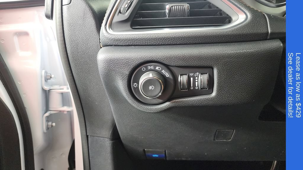 New 2026 Chrysler Pacifica Pinnacle FWD image 17