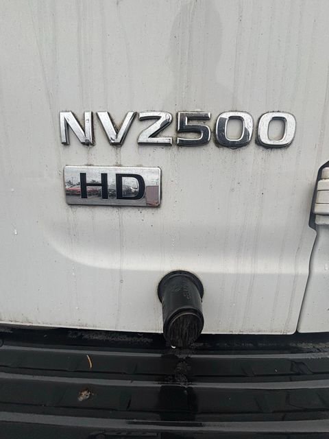Used 2012 Nissan NV 2500 SV w/ Side Curtain Airbag Pkg image 7