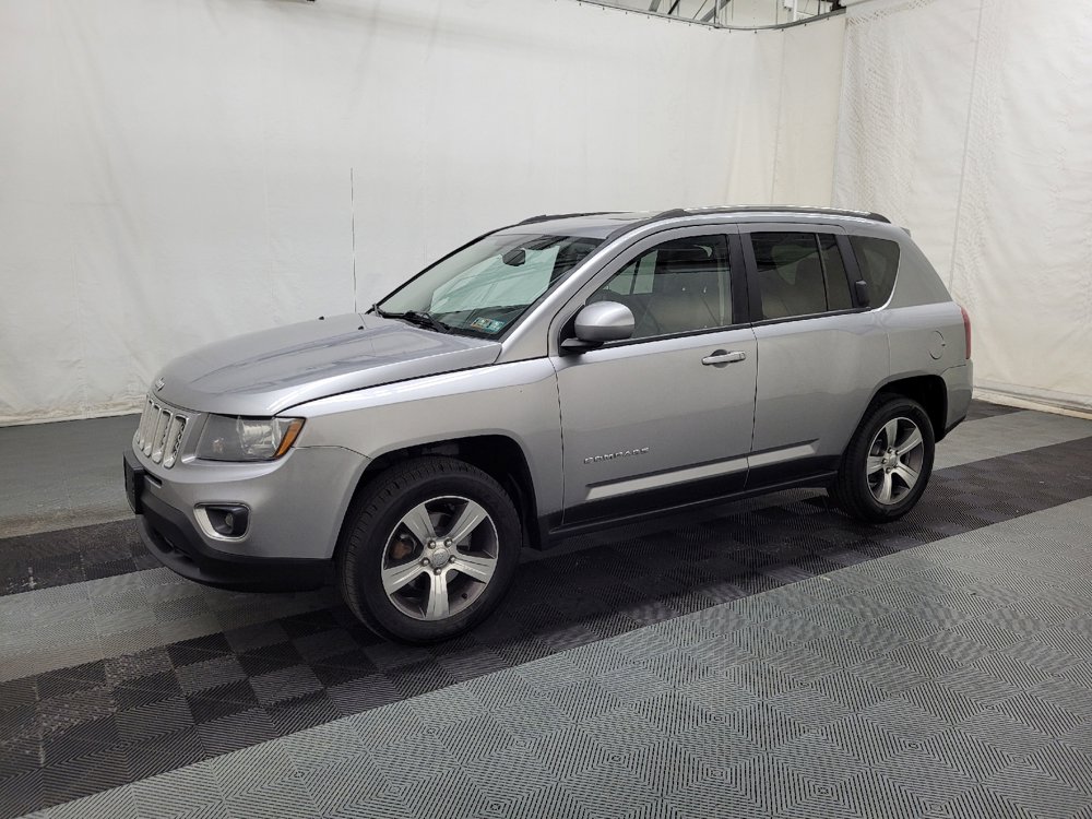 Used 2016 Jeep Compass High Altitude AWD/4WD image 2