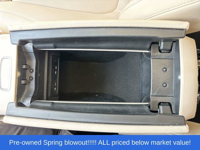 Used 2021 Mercedes-Benz GLB 250 4MATIC w/ Premium Package image 28