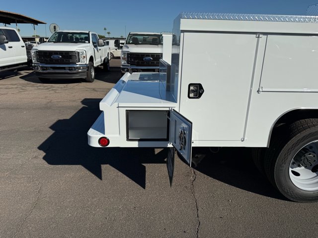 New 2026 Ford F550 4x4 SuperCab Super Duty image 11