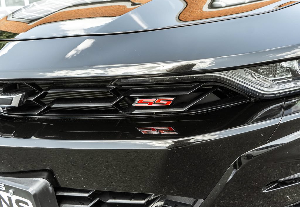 Used 2022 Chevrolet Camaro SS RWD image 34