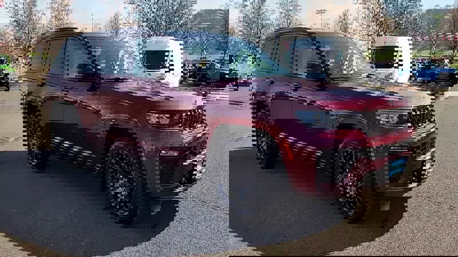 New 2026 Jeep Grand Cherokee Summit w/ Obsidian Package AWD/4WD image 2