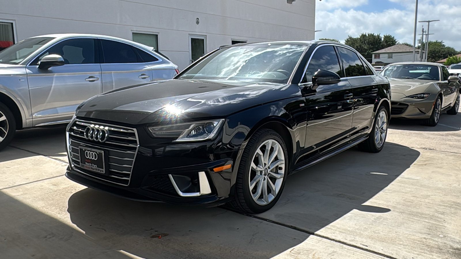 Used 2019 Audi A4 2.0T Premium w/ Convenience Package AWD/4WD image 3