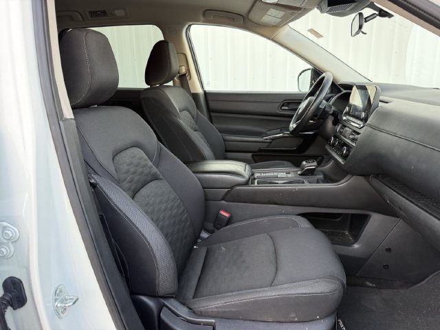 Used 2024 Nissan Pathfinder S w/ Cargo Package FWD image 26