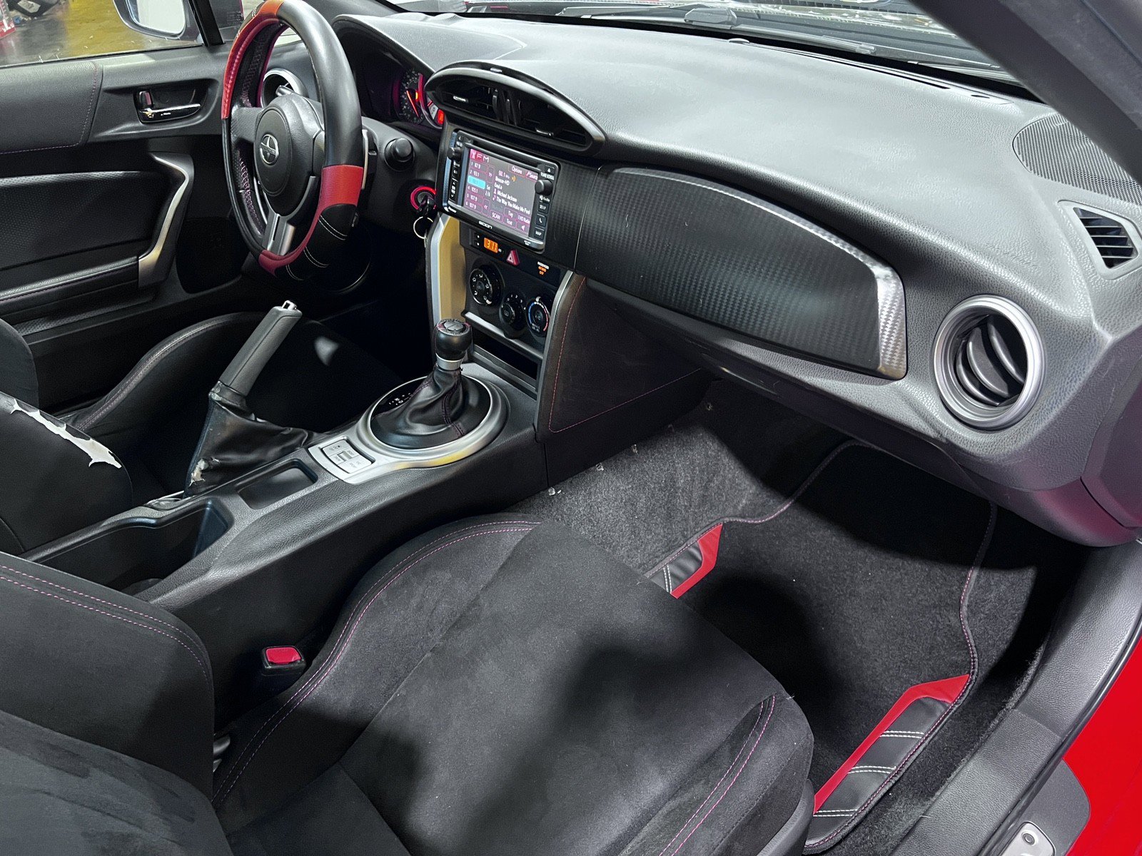Used 2014 Scion FR-S image 14