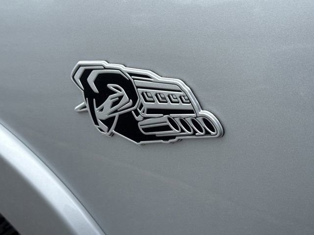 New 2026 RAM 1500 4x4 Crew Cab image 7