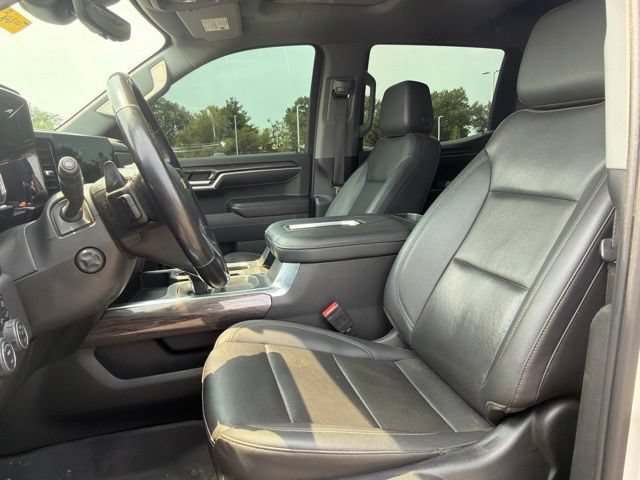 Used 2022 Chevrolet Silverado 1500 LTZ w/ LTZ Premium Package AWD/4WD image 30