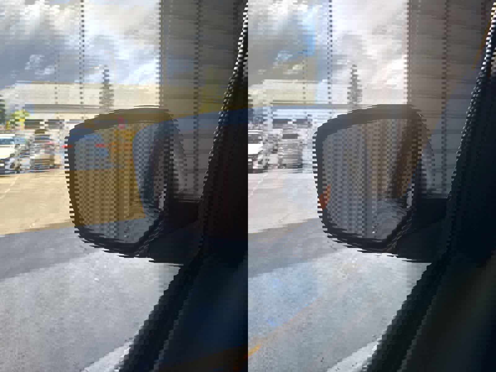 Used 2011 Honda Accord EX-L image 17