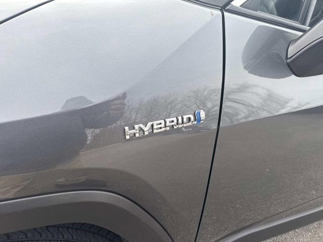 Used 2021 Toyota RAV4 XLE image 16