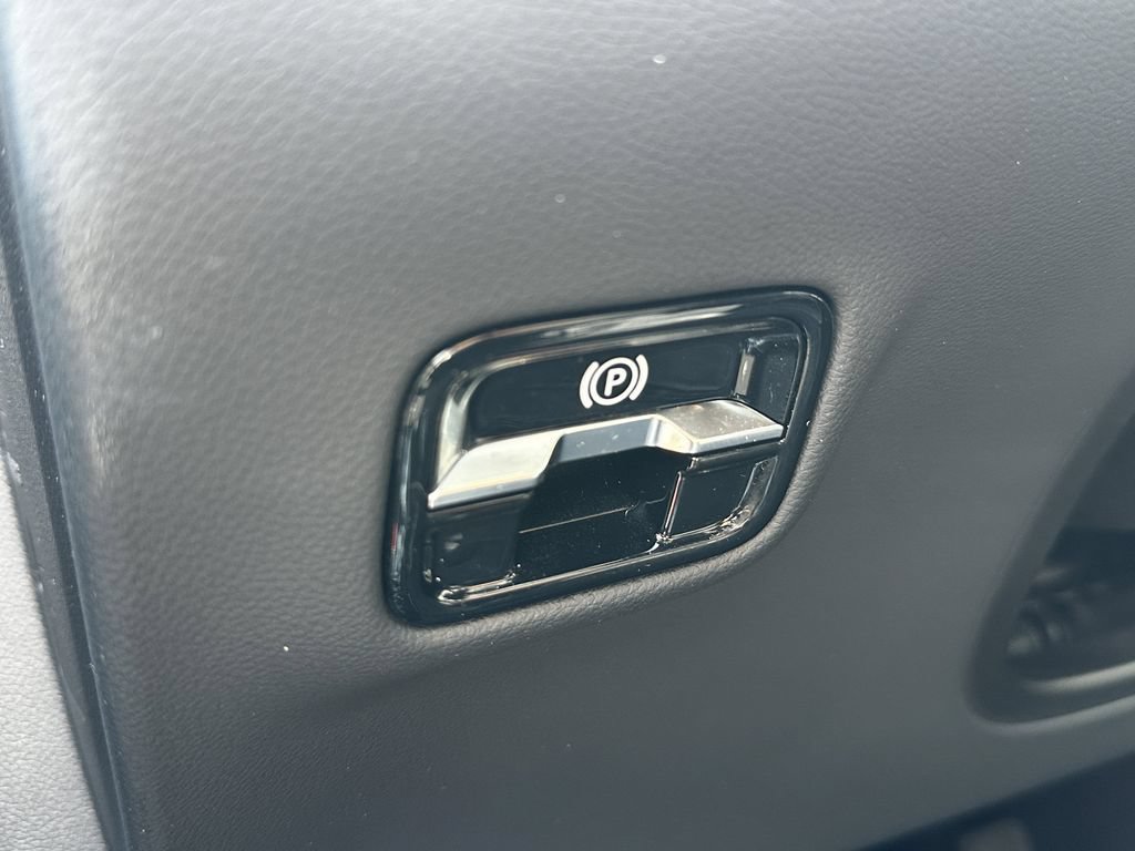 Certified 2024 Mercedes-Benz E 350 4MATIC Sedan image 36