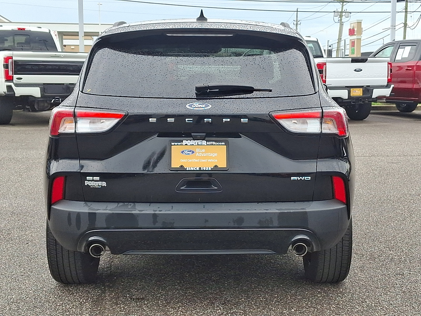 Certified 2022 Ford Escape SE w/ SE Sport Appearance Package AWD/4WD image 9