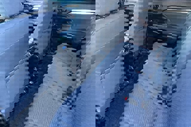 Used 2019 Toyota Highlander LE image 14