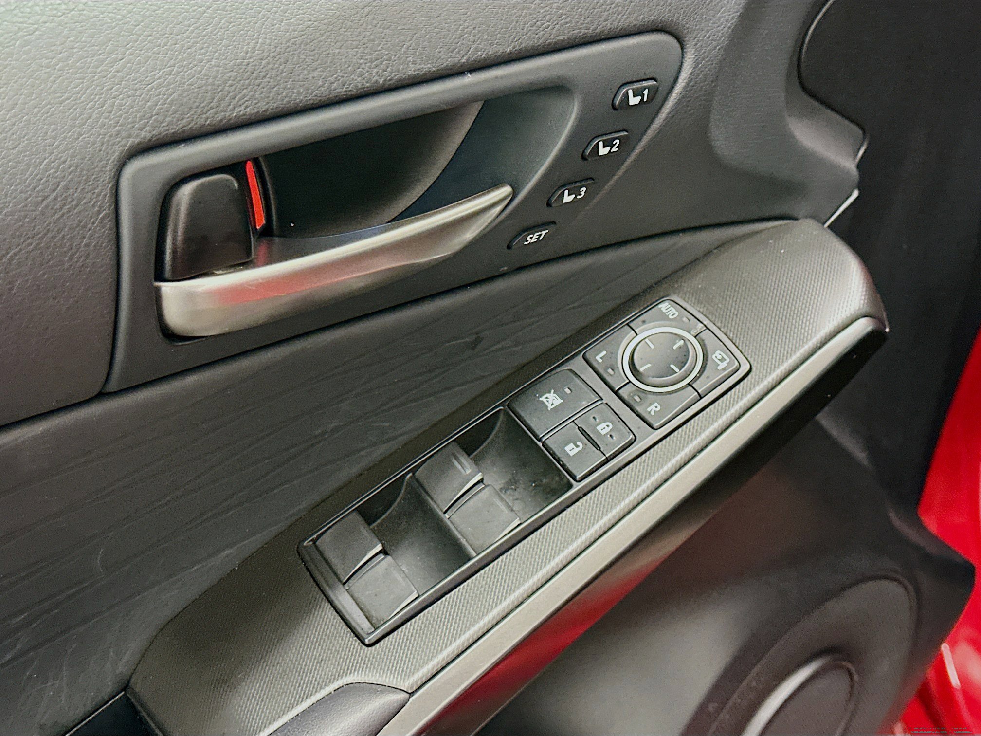 Used 2025 Lexus IS 350 F Sport AWD/4WD image 15