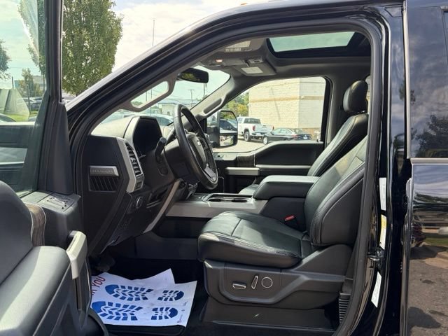 Used 2017 Ford F250 Lariat w/ Lariat Ultimate Package AWD/4WD image 15
