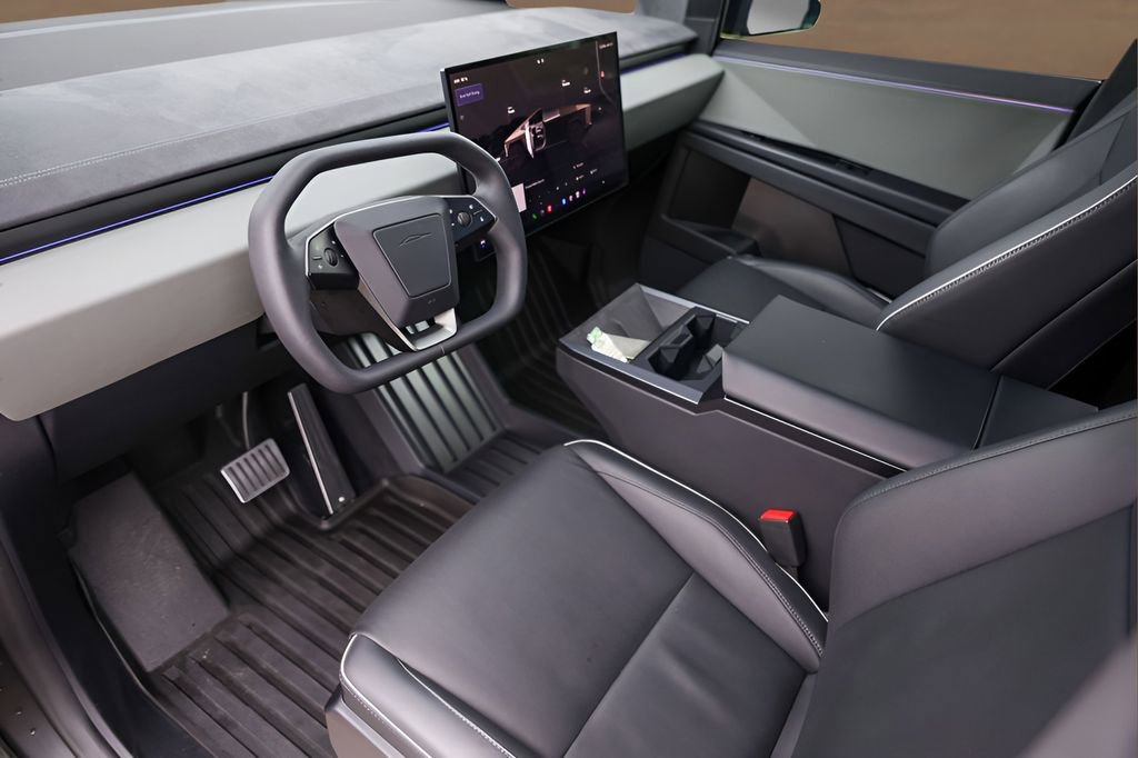 Used 2024 Tesla Cybertruck Cyberbeast image 10