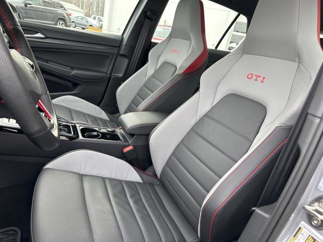 Used 2024 Volkswagen GTI SE image 17