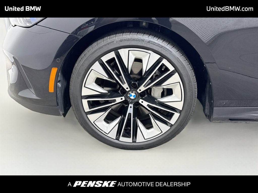 Certified 2027 BMW 540i xDrive AWD/4WD image 9