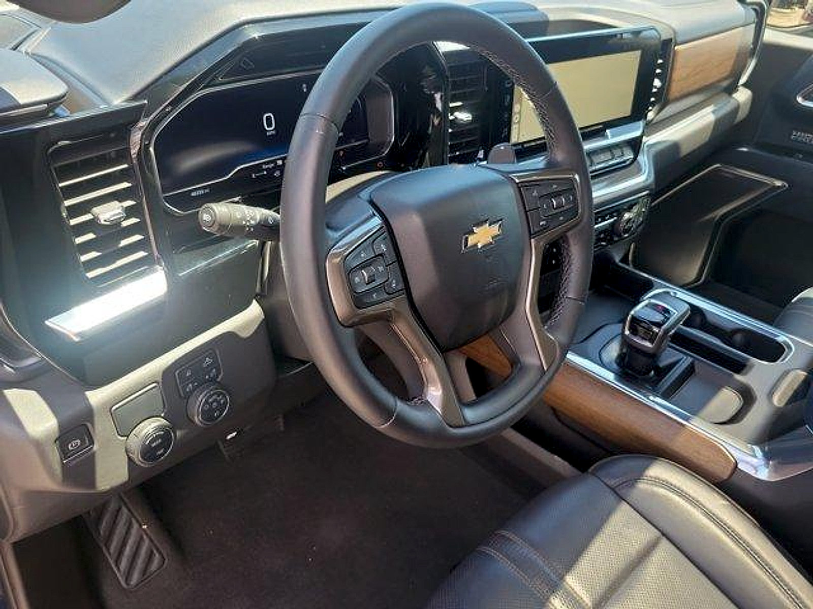 Used 2022 Chevrolet Silverado 1500 High Country RWD image 20