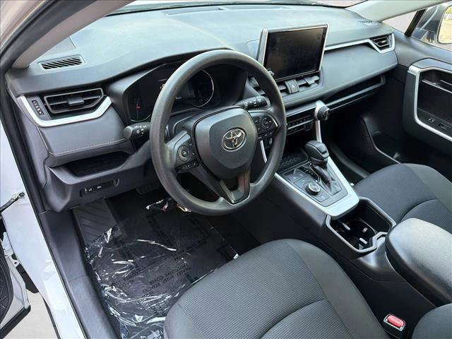 Used 2025 Toyota RAV4 LE AWD/4WD image 13