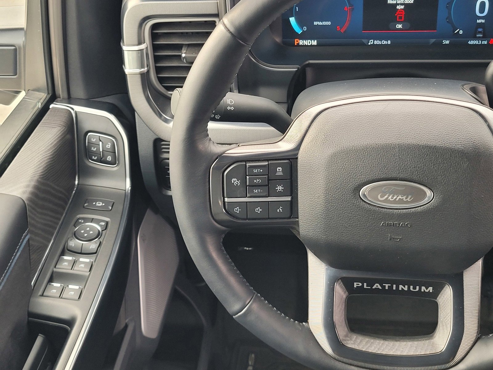 Used 2025 Ford F350 Platinum image 12