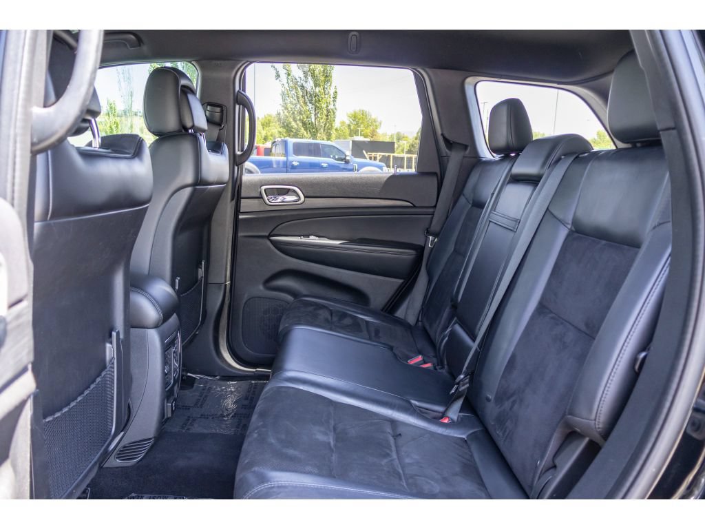 Used 2021 Jeep Grand Cherokee Laredo X AWD/4WD image 13