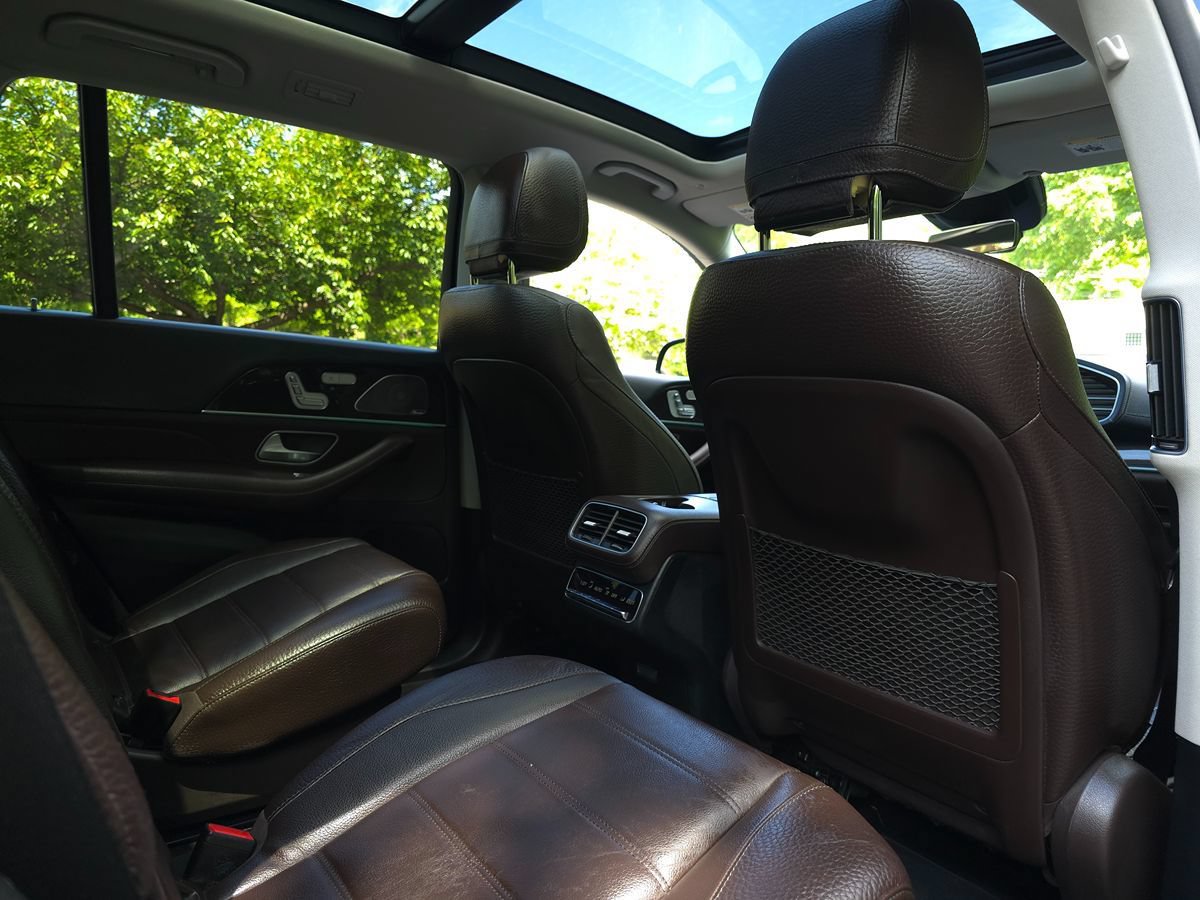 Used 2022 Mercedes-Benz GLS 450 4MATIC image 24