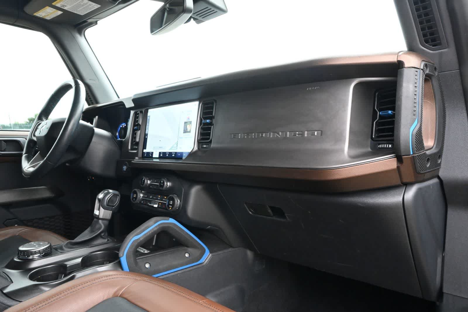 Used 2021 Ford Bronco Outer Banks AWD/4WD image 22